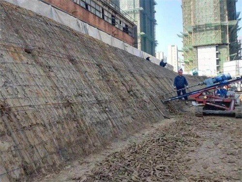 丰满建筑边坡支护